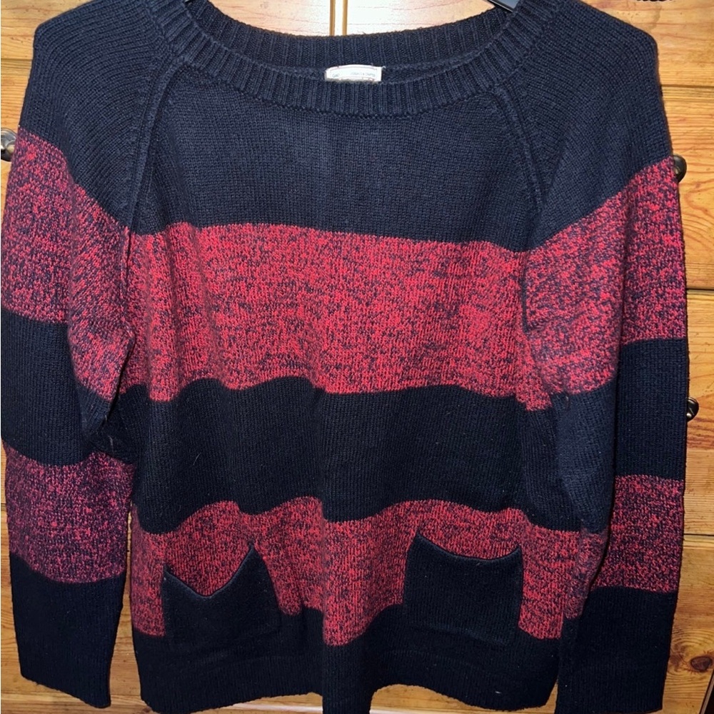 GAP Black and Red Striped Women's Sweater